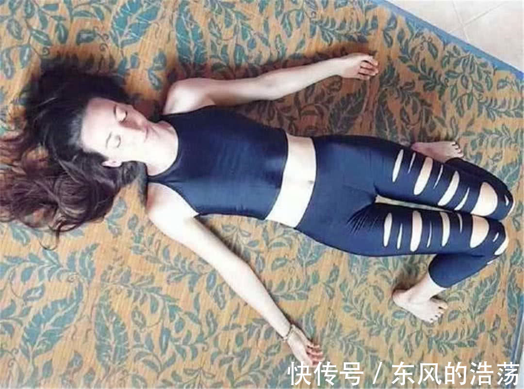 体式|三个瑜伽体式，阻止脂肪滋生，让你保持苗条身材，一直不走样！