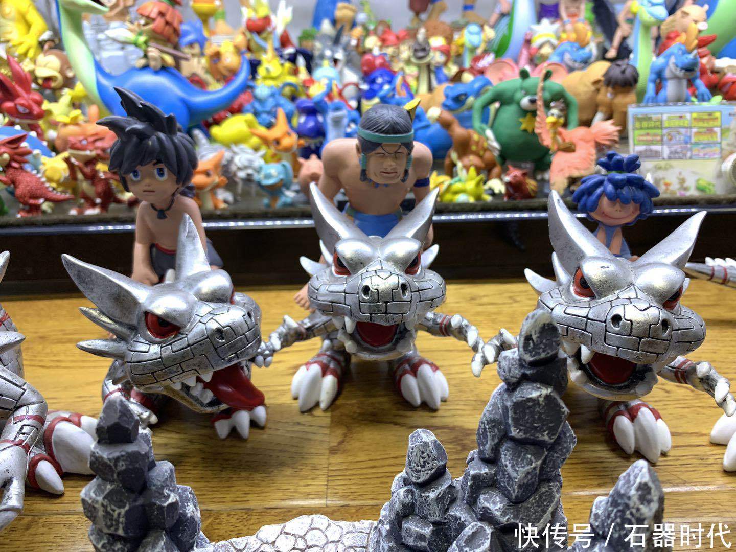 机暴|石器时代转生宠机暴的模型周边