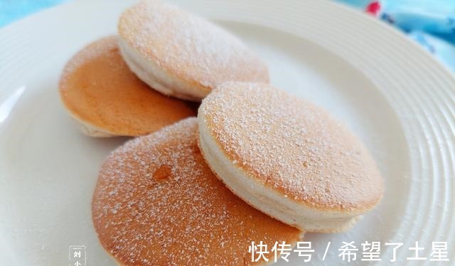 蛋糕|用平底锅也能做蛋糕,做法简单松软可口,孩子抢着吃!