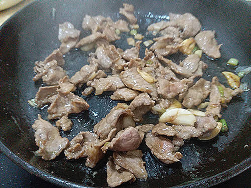 天冷就要吃这肉，比猪肉强，老人吃了腿脚灵，孩子吃了长高个