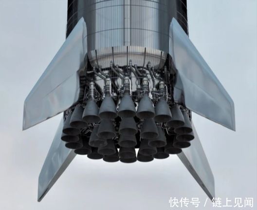 马斯克 SpaceX星际飞船助推器将配备超过29个猛禽发动机，7月轨道级飞行
