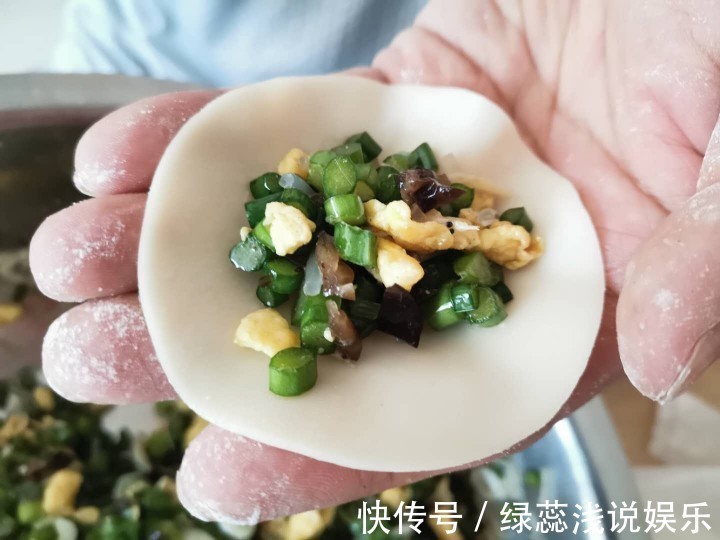 虾皮|夏天吃饺子,就馋此馅!比韭菜鲜,比芹菜香,5块钱能做一大盘