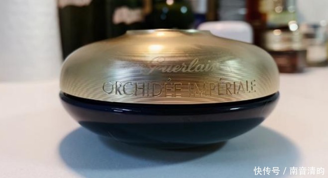 l三四十岁的女人,“抗老面霜”最好用这几款,皮肤紧致、细腻