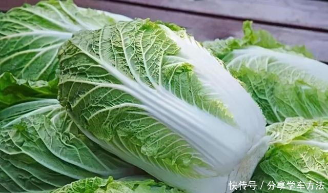 白菜太多吃不了聪明人都这样保存,不用放冰箱,三个月都不坏