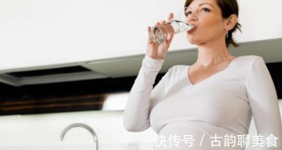 怀孕|孕期吃鹅蛋有用吗?若你还没到怀孕8个月,看完或许更受益!