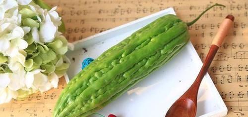 五种蔬菜,或是“湿气王”,趁早撤离饭桌,湿气可能离你而去