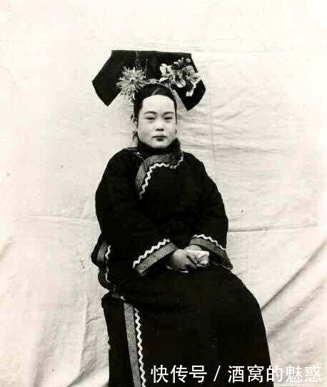 珍贵|珍贵老照片：三位官老爷，新婚夫妇，贵族妇人