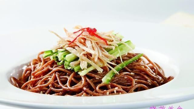 荞麦面|油泼刀削面、酸辣拌面、鸡丝荞麦面、肉酱面、冷汤面的美味做法