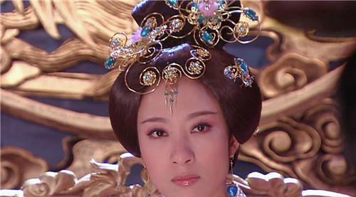 中因|历史中因皇帝的爱出名的三个妃子,第二个居然比皇帝大十几岁