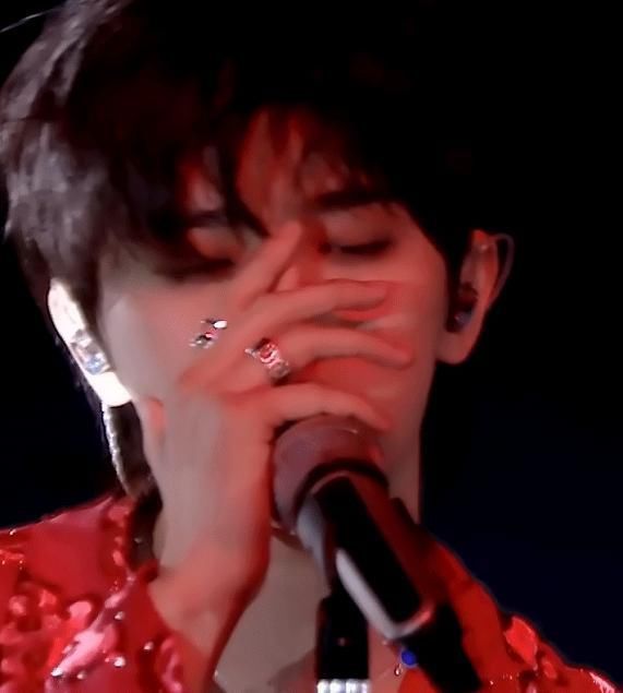 粉头|她才是蔡徐坤“最强粉头”,为追星变成制片人透露会邀请坤坤拍戏