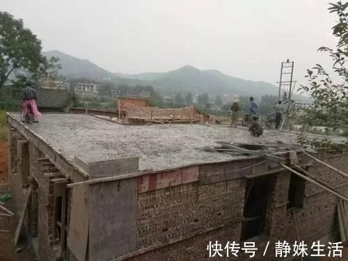 自建|30万的农村自建别墅,山清水秀太棒了,城里人看了也羡慕