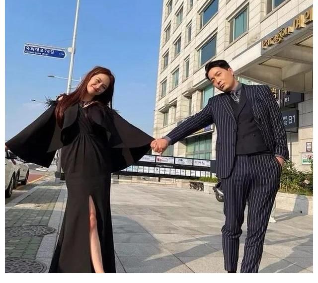 尹钟信|「RM」李光洙电影上映2天，连续蝉联票房冠军