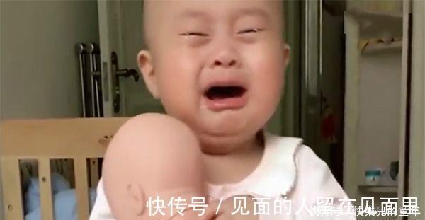 小妹妹|宝妈骗小宝“生了个妹妹”,小宝瞬间崩溃大哭,网友:亲妈坑娃