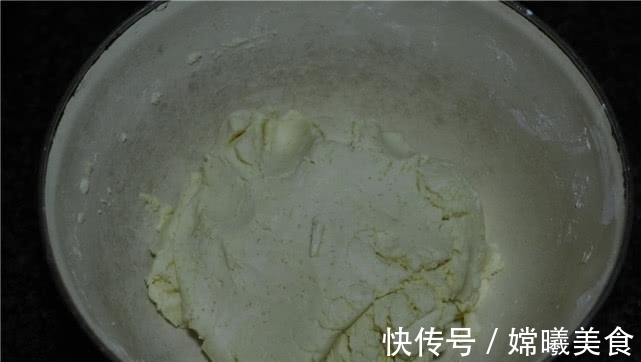 早餐|早餐别再蒸馒头了,教你懒人做法,比包子简单,比馅饼好吃,香!