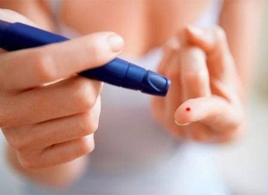 糖友|血糖不好管不住嘴医生这10种食物,不仅好吃还能降血糖