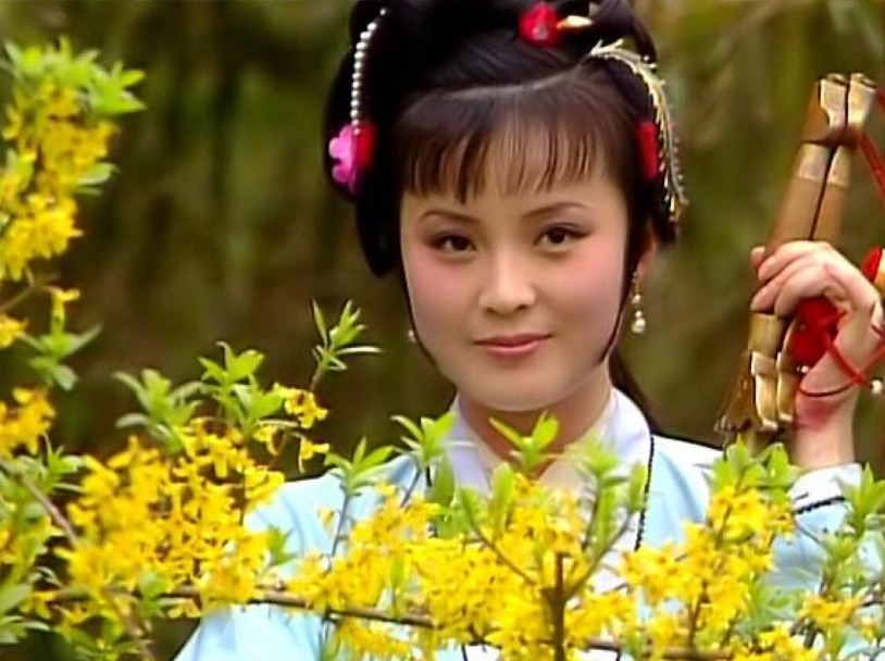 自尽!《红楼梦》中最刚烈的女子,因为被心上人误会,手持鸳鸯剑自尽