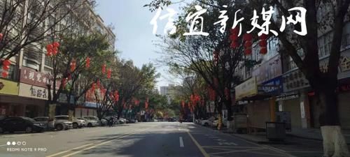中年|年初一,信宜城区街道宁静,玉都公园人头涌涌