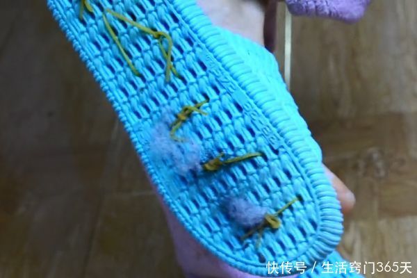拖鞋上绑几根橡皮筋,作用特别“厉害”,10个人9个人都需要!