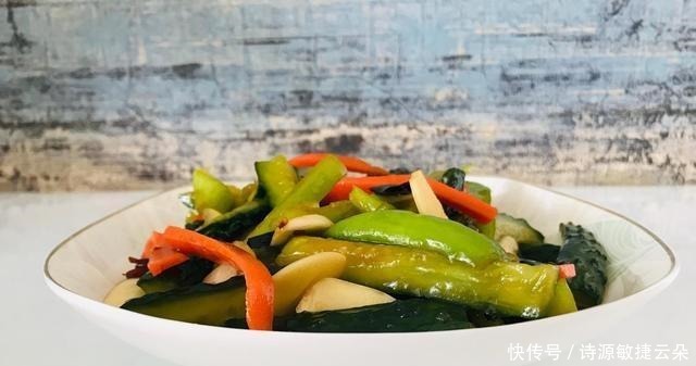 这个“咸菜”非常下饭,酸辣的香甜,很好吃,我爷爷也很喜欢