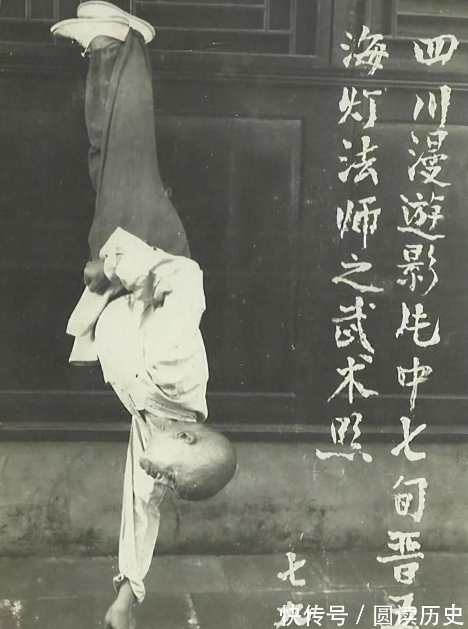 武僧们|少林寺的“海灯法师”,77岁二指禅倒立成名,圆寂后徒弟道出真相