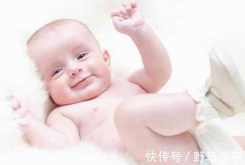 生活环境|4个月的宝宝,如果已经掌握5个“本领”,说明大脑发育水平达标