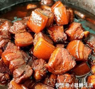 汁儿|炒糖色时，第一步放冰糖就错了！再加一步，糖色透亮有光泽还不苦