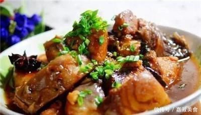 做红烧鱼块时,千万不要一直炒,加入这个东西,出锅的鱼肉嫩滑