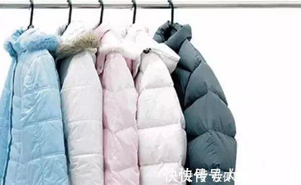 羽绒服又厚又脏，难清洗？用“它”喷一喷，比干洗店洗得更干净！