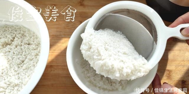 细腻|大米发糕发糕黏牙还瓷实记住多加这一步,松软细腻堪比蛋糕