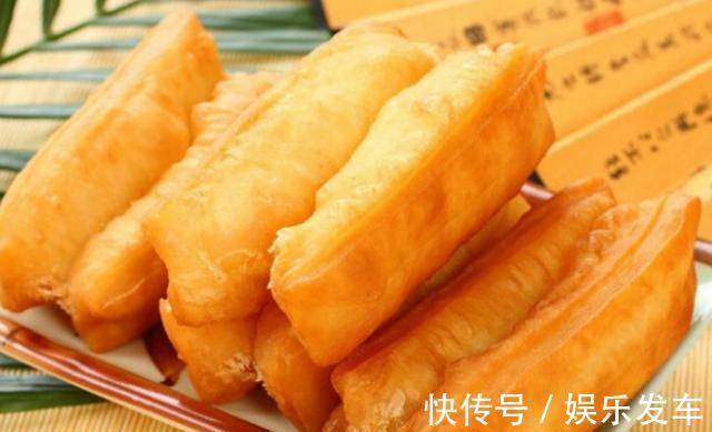 酵母粉|家常油条这样炸,不加明矾,记住几点,简单易做,外酥里软又美味