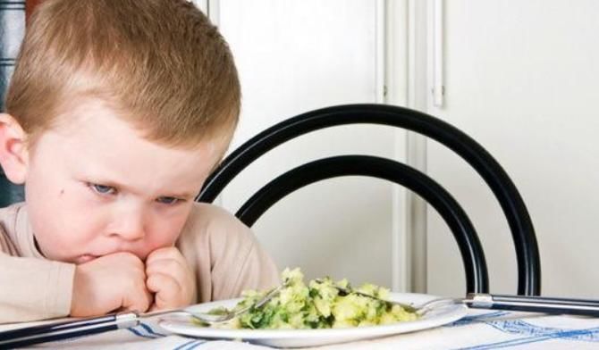 座椅|为什么孩子“坐不住”儿童餐椅,只有座椅选的对,才能告别追着喂