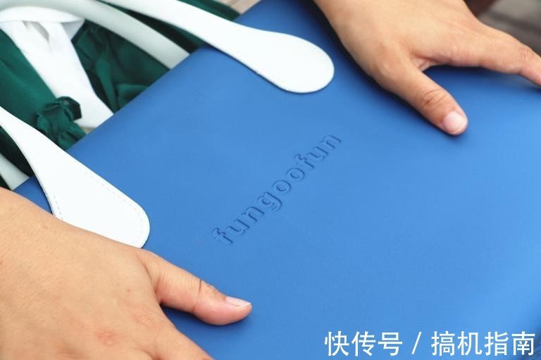 ev梵高范轻潮电脑包体验：电脑包也要萌萌哒