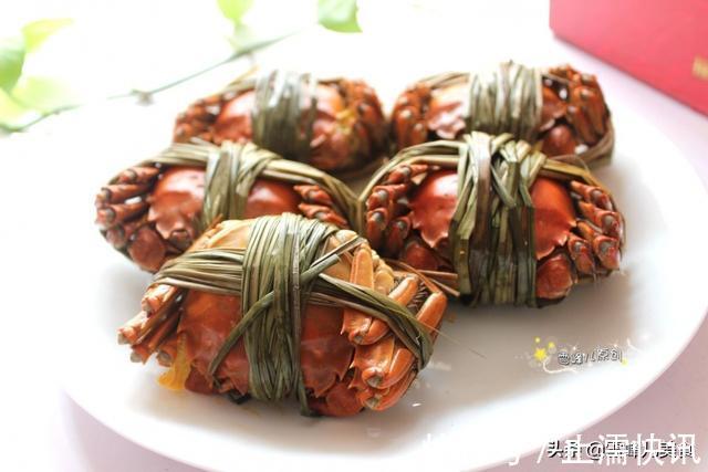 清蒸银鲳鱼|中秋家宴，分享10道硬菜做法，有肉有鱼有海鲜，赶紧收藏试试