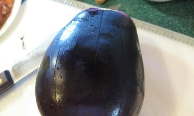 我做的茄子一上桌老少都抢着吃,不吃3碗饭不下桌,味道香死了