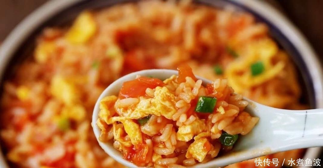 简单|巨简单5分钟就搞定的西红柿鸡蛋饭,好吃到舔盘