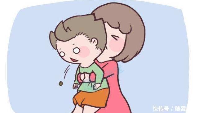 咳嗽|宝宝吃东西呛着了该怎么急救,孩子噎住黄金急救4分钟