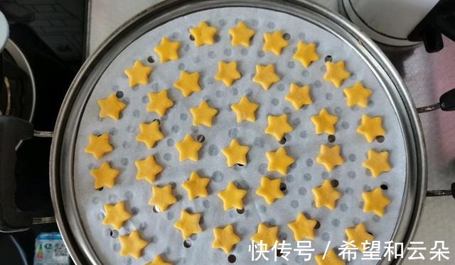 笼屉|南瓜记得要这么做,小孩子肯定喜欢,吃到停不下来!