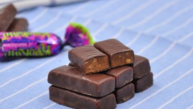 喜欢|00后吃一次就喜欢上的糖果,琥珀糖排第3,第1口感不输阿尔卑斯