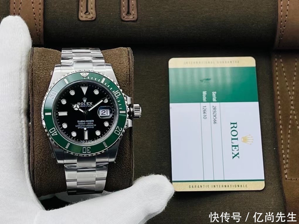 亿尚谈表:VS劳力士新款水鬼126610搭载全新自产3235机芯!细节评测!