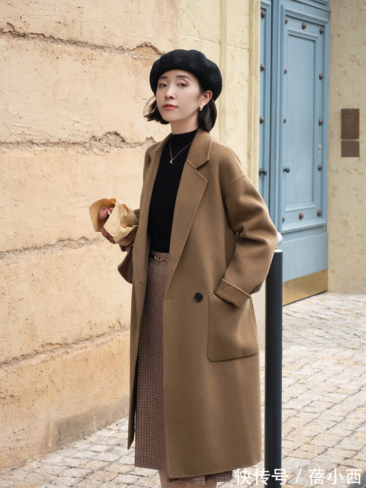 燕麦 女人无论年纪多大,冬季建议多穿这3种颜色大衣,高级洋气又好看
