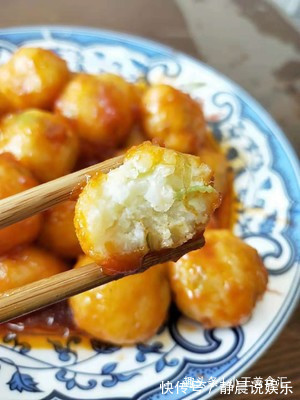 剩米饭粒粒是宝,教你秘制新吃法,不炒蛋不熬粥,出锅全家流口水