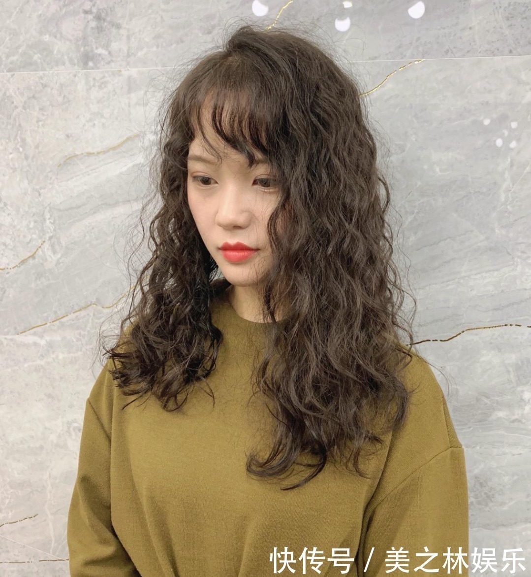 波波头|秋冬女发别乱剪了,新时尚发型27款送给大家,无论长短都心动