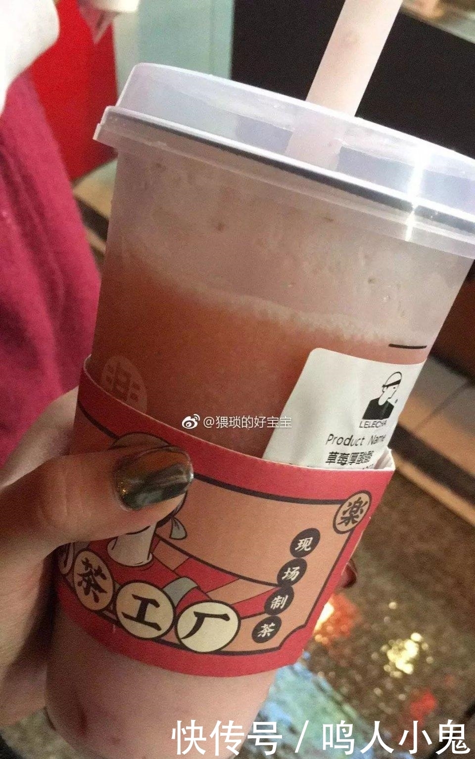 做了299元的美甲后被男友拉黑! ! ! 千万不要给直男看你的指甲了…