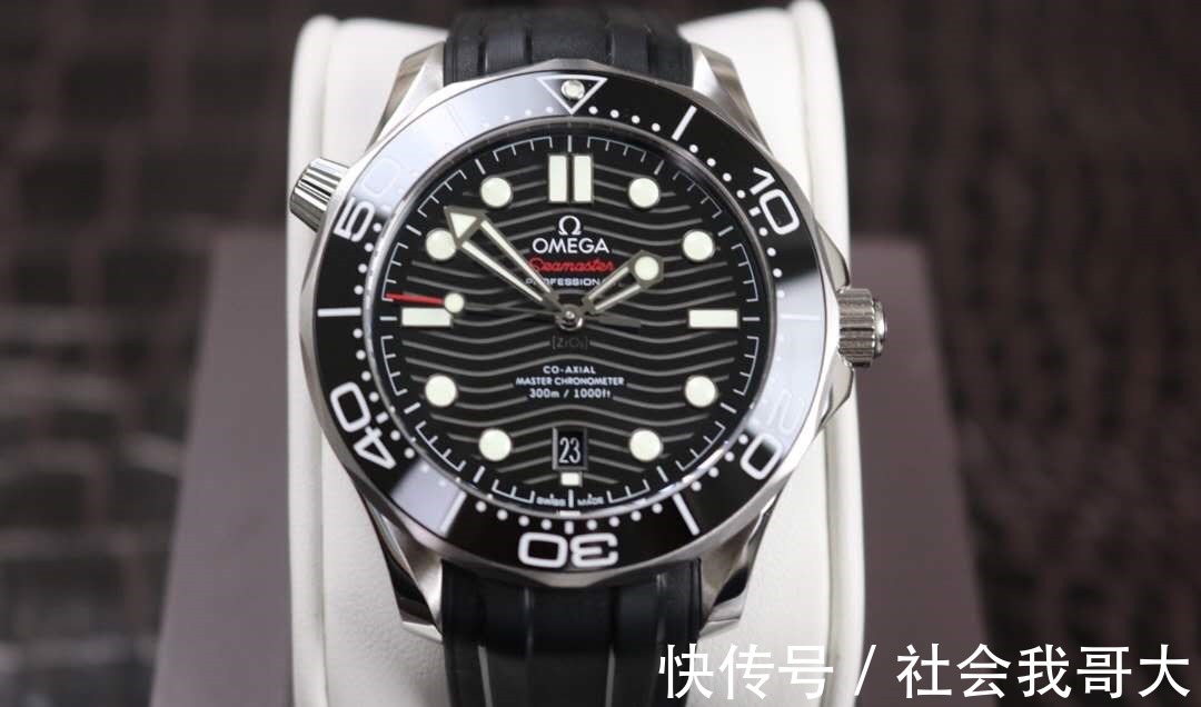 盘点$四十岁男士出勤戴什么表浪琴、欧米茄和劳力士不同档次手表盘点!