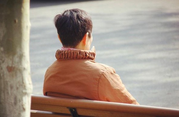 衰老|女人走向衰老,身上会有六种表现,你若没有,说明很年轻