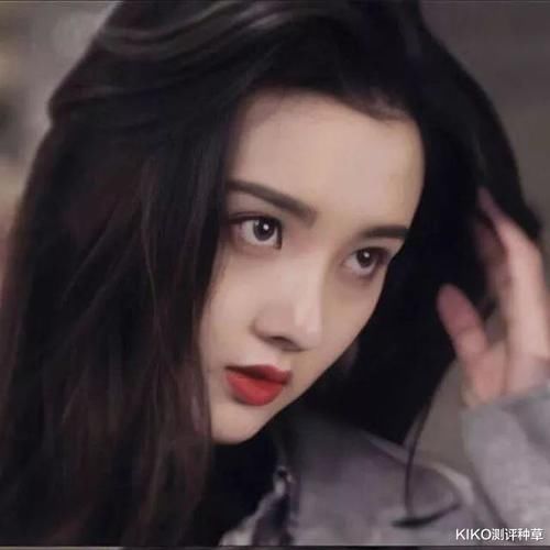 你是“带妆脸”还是“素颜脸”，看这3点就够了，我全中，你呢？