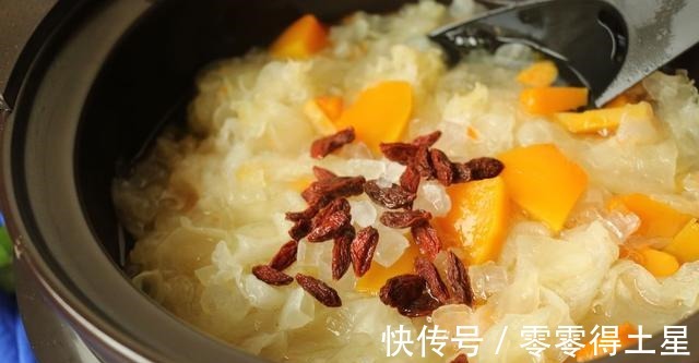 百合炖汤|秋季进补，多给家人喝这汤，营养极高，精神饱满过秋天！