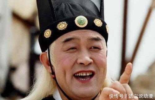 拂尘是道家法器,为何太监手里总要拿个拂尘?其实这东西是印度人发明的