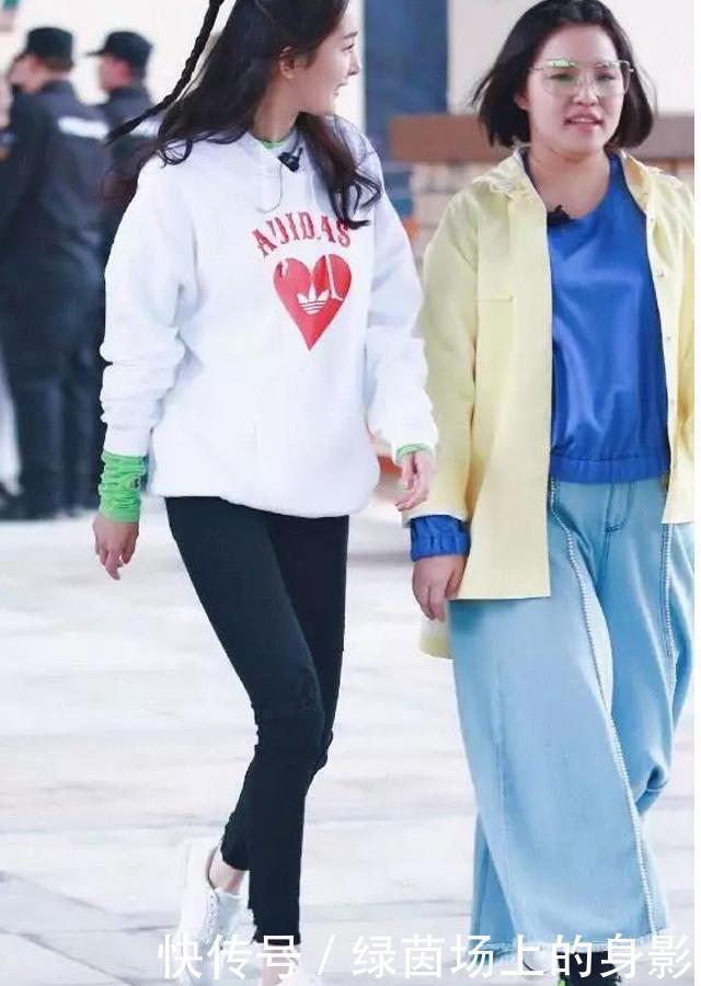 羡慕别人穿“健美裤”时髦有型，自己却不会穿这3招你掌握了吗