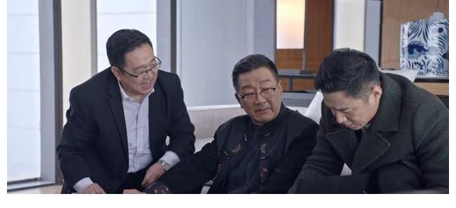 突围陆建设的结局，小人得志想捞钱没捞着，最后因祸得福安全着陆